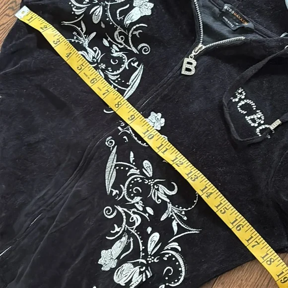 BCBG Y2K black velvet zip up hoodie rhinestone embellished size Medium birds - Picture 5 of 11